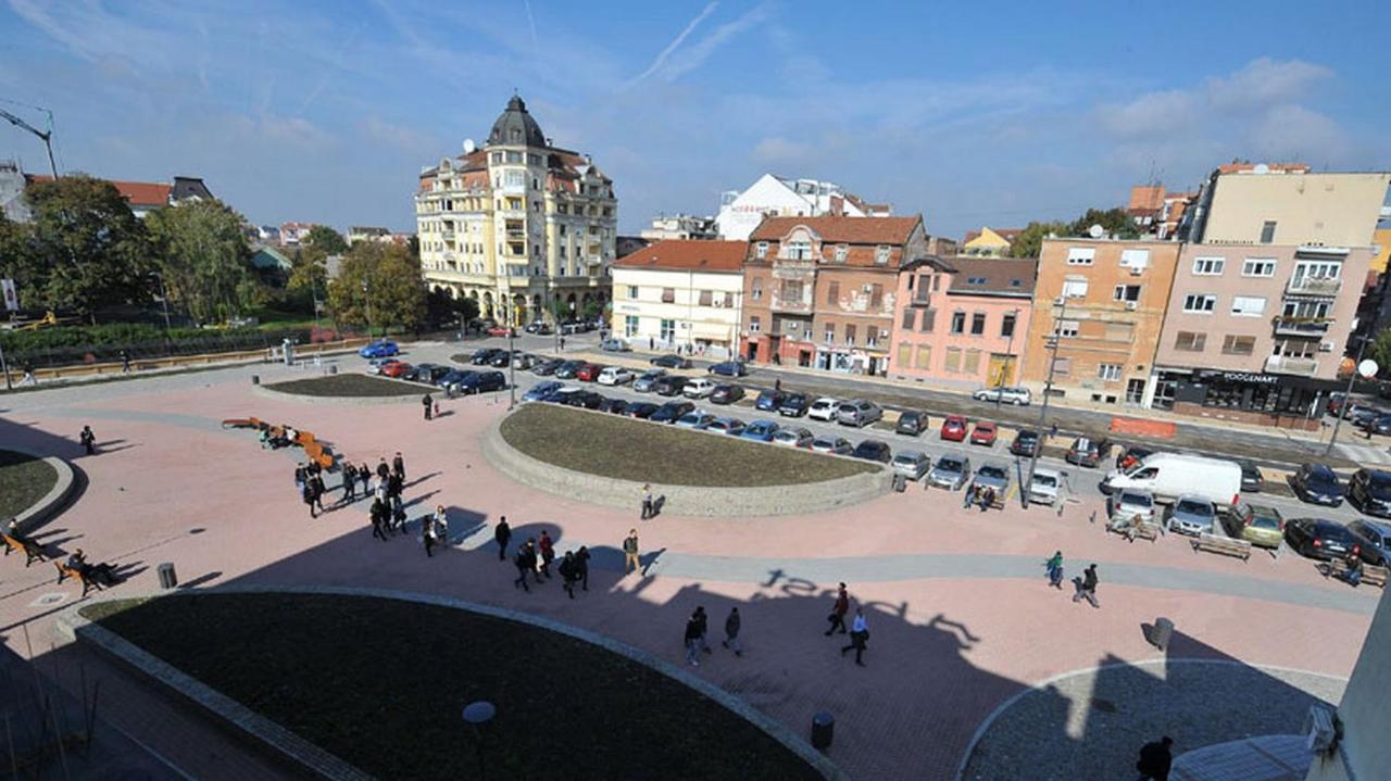 Centar Novi Sad-Studio No. 2 Kültér fotó